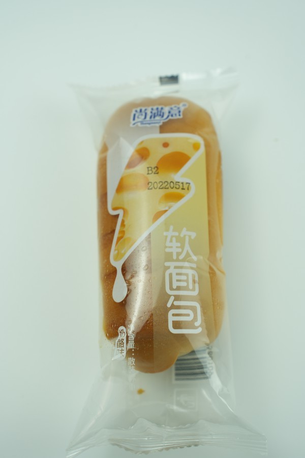 Cheese-flavored bread