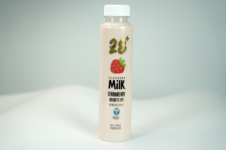 Strawberry milk flavor drink